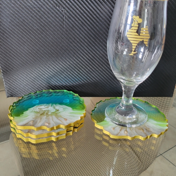 Handcrafted Ocean-Inspired Resin Coasters - Picture 4 of 4
